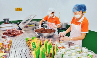 Nông sản an toàn: Từ làng vào siêu thị, ra thế giới